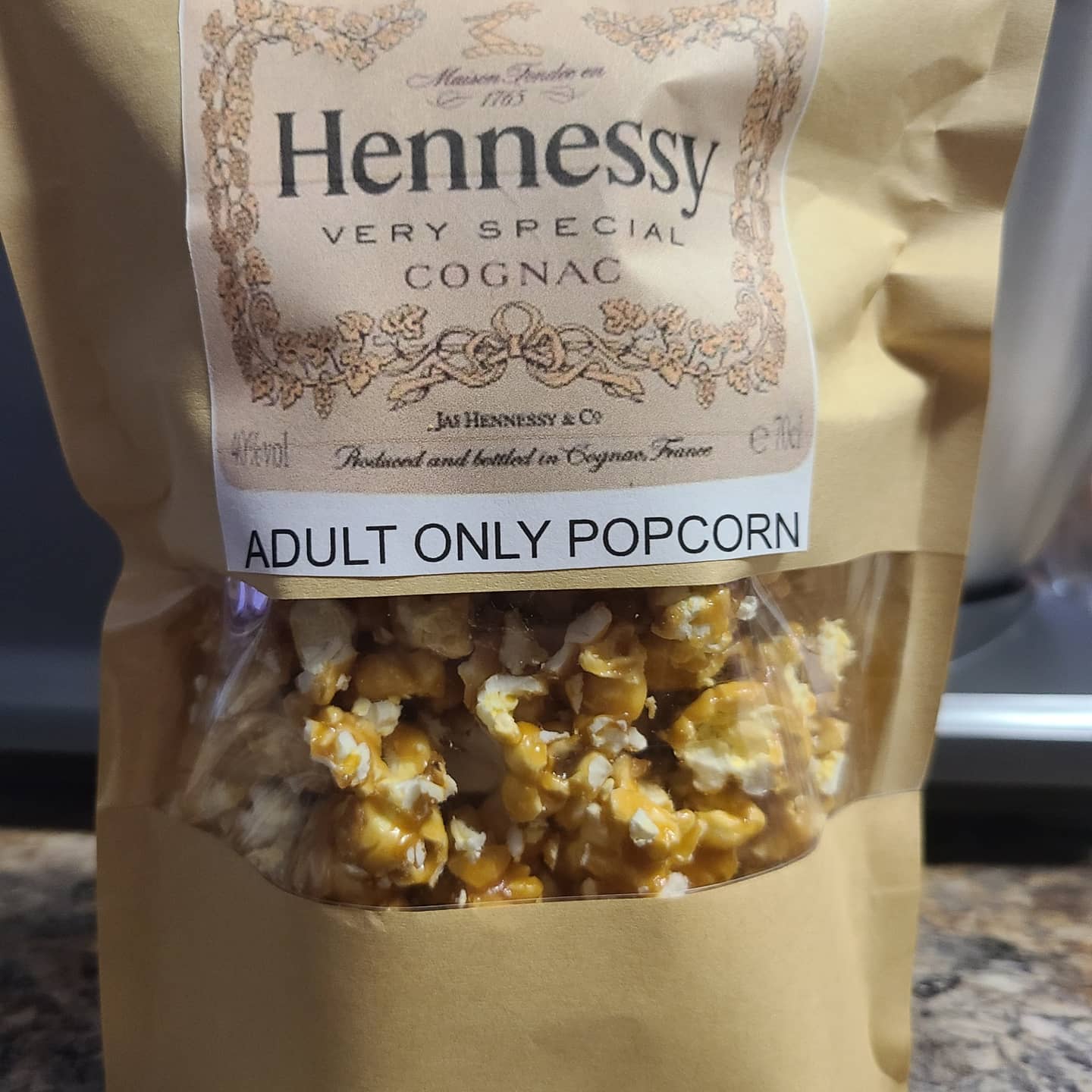 LIQUOR FLAVOR POPCORN
